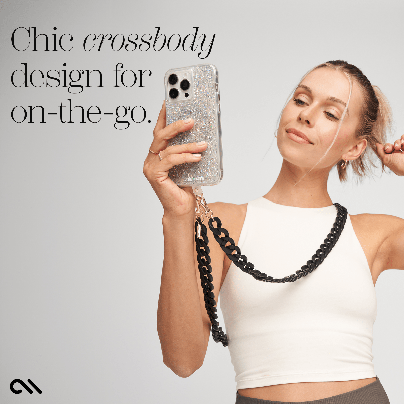 CHIC CROSSBODY DESIGN FOR ON THE GO